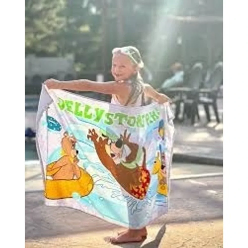 Vintage Yogi Bear Boo-Boo Cindy Jellystone Park Beach Towel 90s White Cartoon